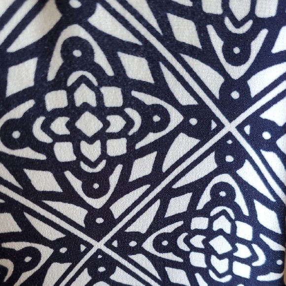 Cato Navy and White Tunic Top - Picture 4 of 13